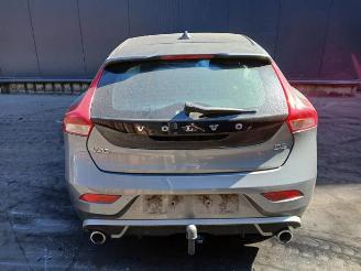 Volvo V-40 V40 (MV), Hatchback 5-drs, 2012 / 2019 2.0 D2 16V picture 2