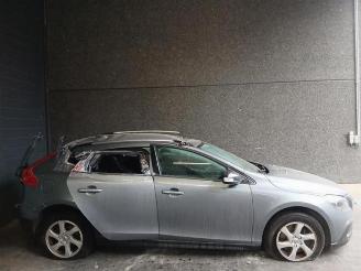 Volvo V-40 V40 Cross Country (MZ), Hatchback 5-drs, 2012 / 2019 2.0 D2 16V picture 4