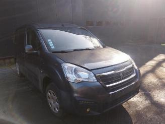 Uttjänta bilar auto Peugeot Partner Partner (GC/GF/GG/GJ/GK), Van, 2008 / 2018 1.6 BlueHDi 100 2017/6