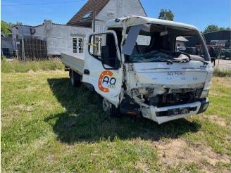 Coche siniestrado Mitsubishi Canter  2020/2