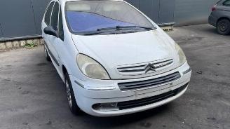 Salvage car Citroën Xsara-picasso Xsara Picasso (CH), MPV, 1999 / 2012 1.6i 16V 2007