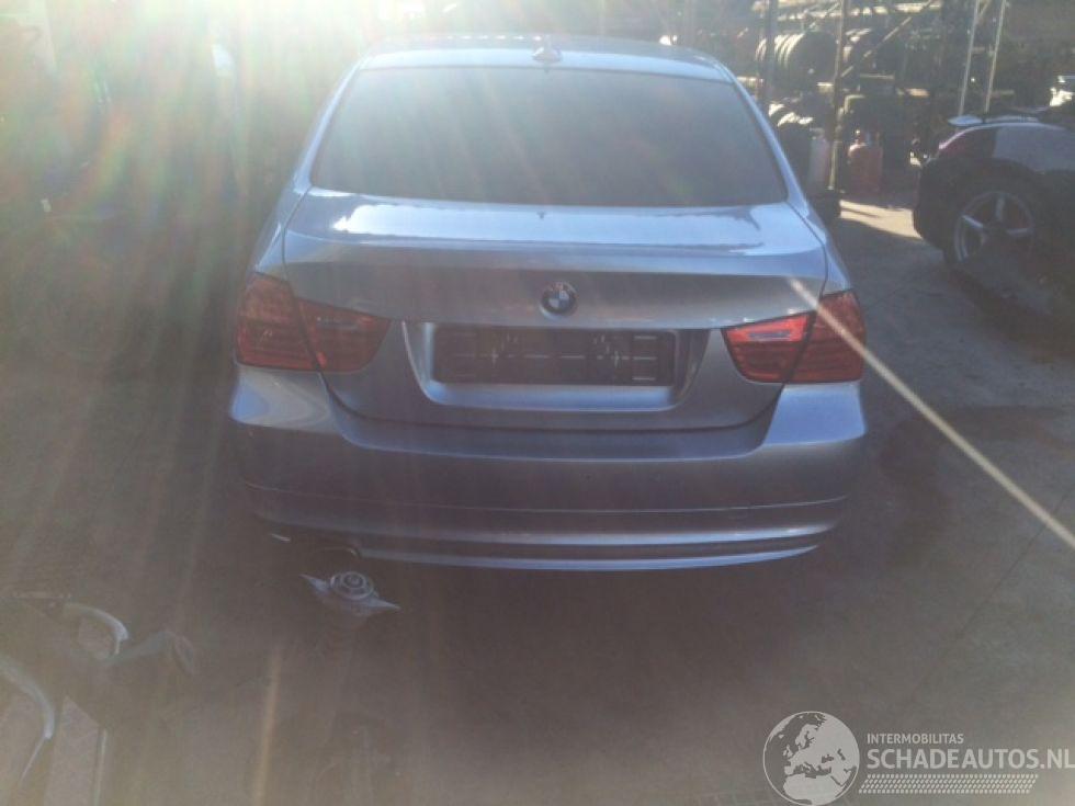 BMW 3-serie 320d   e90