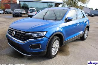 Damaged car Volkswagen T-Roc STYLE 2018/10