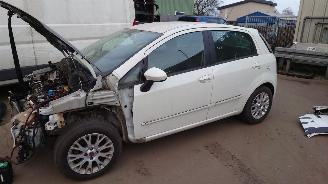 Sloopauto Fiat Punto Evo 2010 1.4 16v 955A6 Wit 296 onderdelen 2010/2
