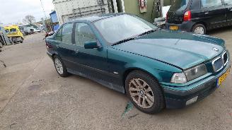 BMW 3-serie 1998 E36 318i 184E2 Groen 275 onderdelen picture 7