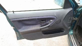 BMW 3-serie 1998 E36 318i 184E2 Groen 275 onderdelen picture 13