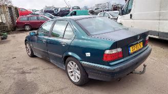 BMW 3-serie 1998 E36 318i 184E2 Groen 275 onderdelen picture 3