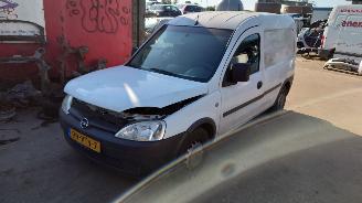 Sloopauto Opel Combo 2008 1.3 CDTI Z13DTJ Wit Y474 onderdelen 2008/8