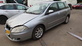 Auto da rottamare Fiat Croma 2006 2.2 16v 194A1 grijs 698/A onderdelen 2006/3