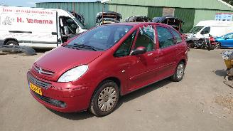 Sloopauto Citroën Xsara-picasso 2006 1.6 16v NFU Rood EKQ onderdelen 2006/2