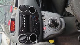 Citroën Berlingo 2010 1.6 HDI 9HT Wit EWP onderdelen picture 18