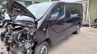 Démontage voiture Opel Vivaro 2015 1.6 BiCDTI R9M450 Zwart 92U onderdelen 2015/6