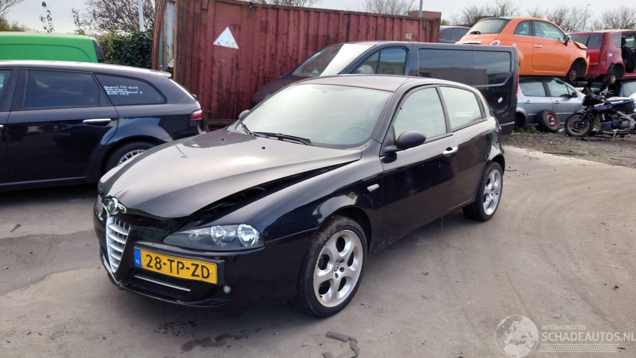 Alfa Romeo 147 2007 1.6 16v AR37203 Zwart 601 onderdelen