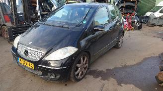 Sloopauto Mercedes A-klasse W169 A200 266960 716521 Zwart 696 onderdelen 2004/9