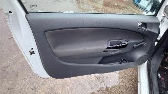 Opel Corsa D 2011 1.2 16v A12XER Wit onderdelen picture 14