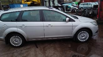 Ford Focus 2 2009 1.6 TDCI G8DB Zilver Moondust Silver onderdelen picture 8