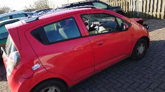 Chevrolet Spark 2011 1.0 16v B10D1 Rood Onderdelen picture 6