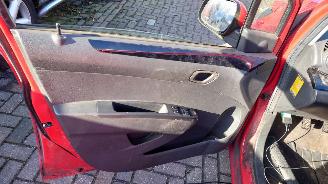 Chevrolet Spark 2011 1.0 16v B10D1 Rood Onderdelen picture 10