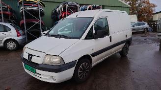 Vrakbiler auto Peugeot Expert 2006 2.0 HDI RHX Wit onderdelen 2006/9