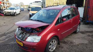 disassembly passenger cars Fiat Idea 2006 1.4 16v 843A1 Rood 163/B onderdelen 2006/10