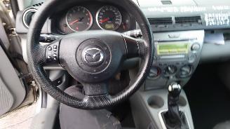 Mazda 2 2005 1.4 16v FXJA Grijs onderdelen picture 12