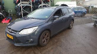 Uttjänta bilar auto Ford Focus 3 2013 1.0 Ecoboost M1DA Grijs Midnicht Sky onderdelen 2013/5