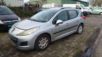 Purkuautot passenger cars Peugeot 207 2010 1.4 VTi 8FS Grijs EZR onderdelen 2010/3