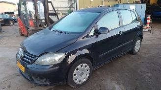 Uttjänta bilar auto Volkswagen Golf plus 5M1 2005 1.4 16v BCA FXQ Zwart LC9Z onderdelen 2005/4