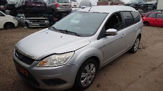 Vrakbiler auto Ford Focus 2 2009 1.6 TDCI G8DC Grijs 03 Moondust Silver onderdelen 2009/10