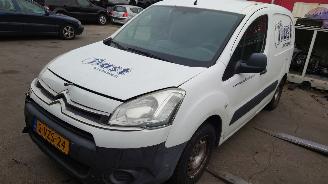 Vrakbiler auto Citroën Berlingo 2012 1.6 HDi 9HN Wit EWPA onderdelen 2012/11