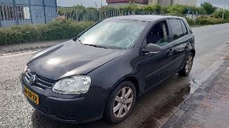 Uttjänta bilar auto Volkswagen Golf 5 2006 1.6 FSi BLF HBM Zwart LC9Z onderdelen 2006/7