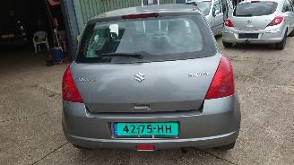 Suzuki Swift 2007 1.3 16v M13A Grijs ZCD onderdelen picture 4