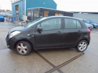 Toyota Yaris Yaris II (P9), Hatchback, 2005 / 2014 1.4 D-4D picture 2