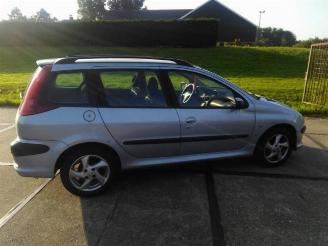 Peugeot 206 206 SW (2E/K), Combi, 2002 / 2007 2.0 HDi picture 4