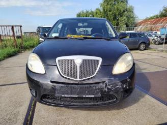 Coche siniestrado Lancia Ypsilon Ypsilon (843), Hatchback, 2003 / 2011 1.2 2007/3