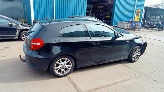 BMW 1-serie 1 serie (E81), Hatchback 3-drs, 2006 / 2012 118i 16V picture 4