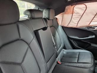 Porsche Macan S 3.0d Aut. Navi Led Stoelverw picture 10