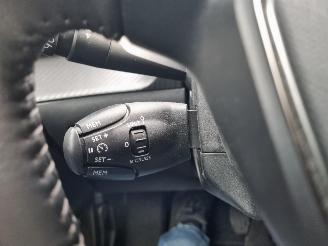Peugeot 208 PureTech 75 Navi Airco picture 18