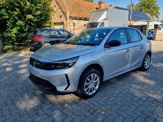 skadebil auto Opel Corsa-E 51KWh Airco Camera 2026/8