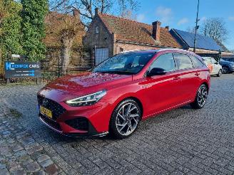 krockskadad bil auto Hyundai I-30 1.5 T-GDI Aut. Nline Stoelverw Navi Led 2023/1