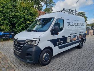 skadebil bedrijf Renault Master 2.3 DCI 135 L2 H2 Airco 2020/11