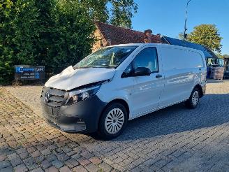 krockskadad bil bedrijf Mercedes Vito PRO 116CDI Aut L3 Airco Navi Stoelverw 2024/9