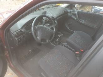 Opel Astra sedan picture 5