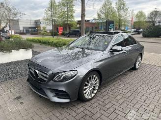 skadebil auto Mercedes E-klasse 200 AMG PANO/LED/19INCH 2016/11