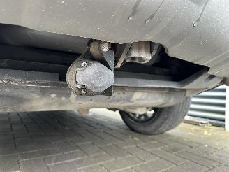 Land Rover Discovery Sport 2.0 TD4 PANO/CAMERA/LEDER/TREKHAAK/MERIDIAN/LED/RIJDBAAR! picture 12