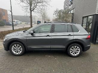 Volkswagen Tiguan 1.4 TSI DSG 4-MOTION SCHADEVRIJ/PANO/TREKHAAK/SIDE-ASSIST/FULL OPTIONS! picture 6