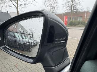 Volkswagen Tiguan 1.4 TSI DSG 4-MOTION SCHADEVRIJ/PANO/TREKHAAK/SIDE-ASSIST/FULL OPTIONS! picture 15