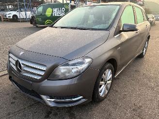 rozbiórka samochody osobowe Mercedes B-klasse W246 2012/1