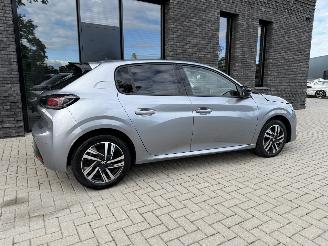 Peugeot 208 1.2 PureTech 101PK EAT8 Aut. Allure picture 5