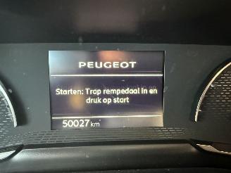 Peugeot 208 1.2 PureTech 101PK EAT8 Aut. Allure picture 27
